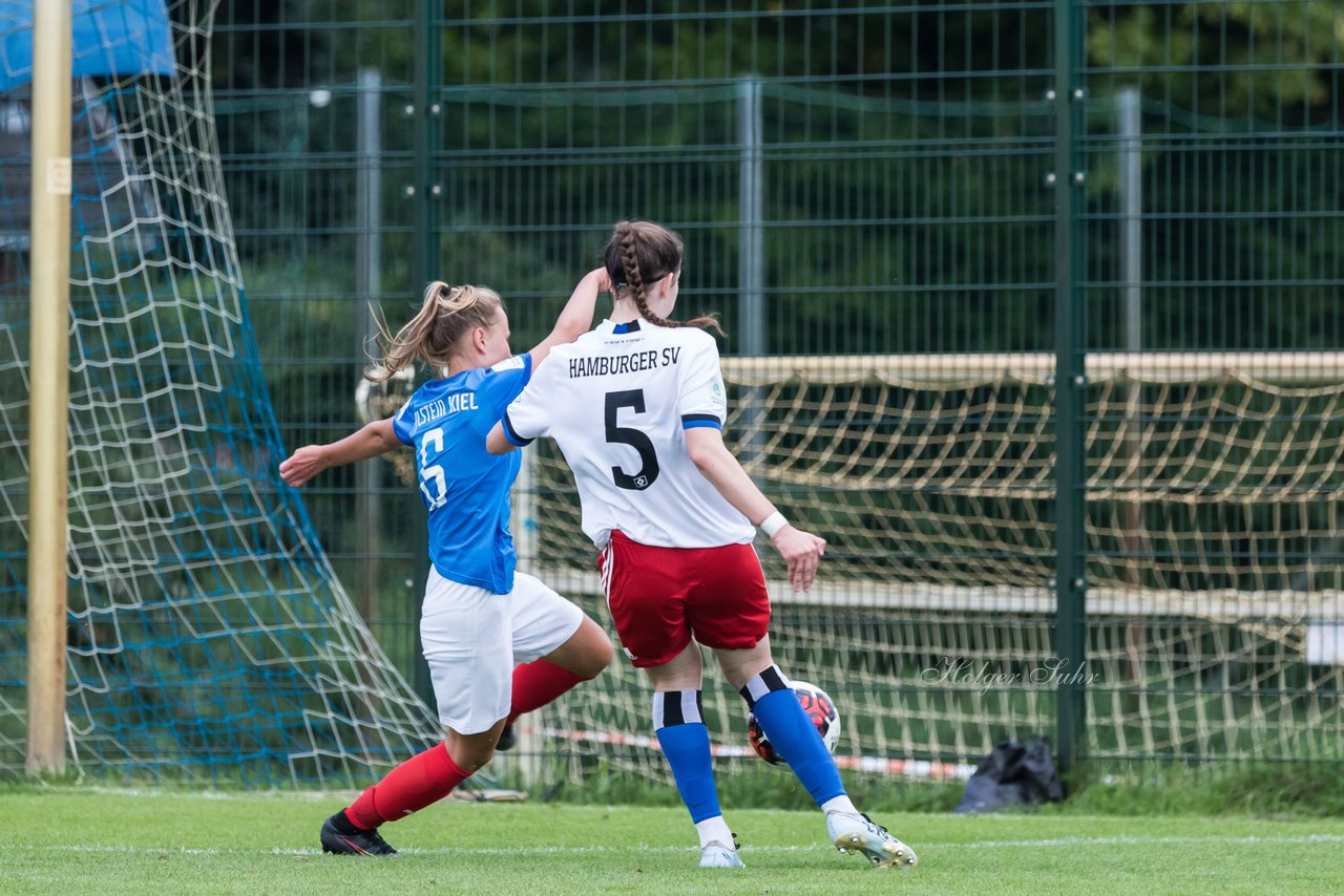 Bild 169 - wBJ Hamburger SV - Holstein Kiel : Ergebnis: 2:0